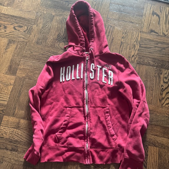 Hollister Men’s Size M Cherry Red Zip-Up Hoodie - Picture 1 of 7